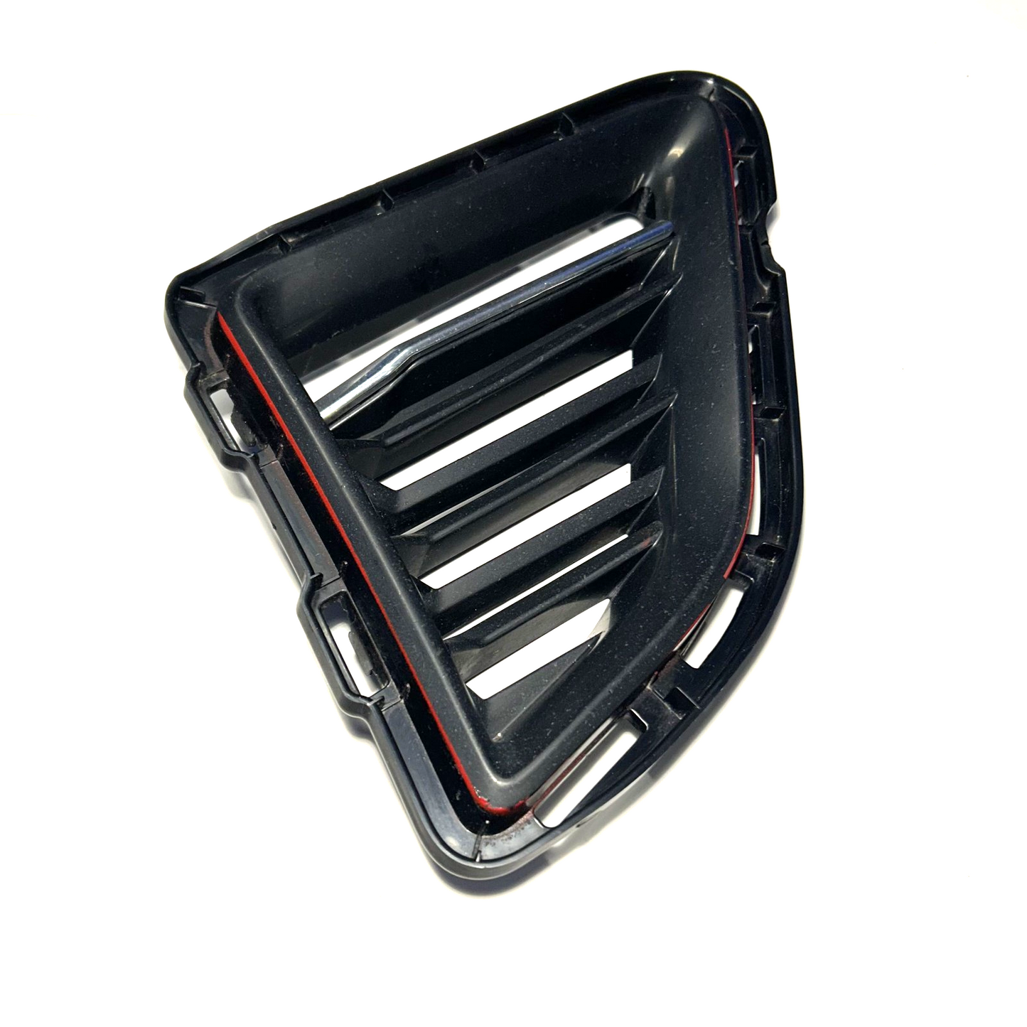 2016-2018 Chevrolet Camaro Passenger RH Front Bumper Lower Grille Air Vent