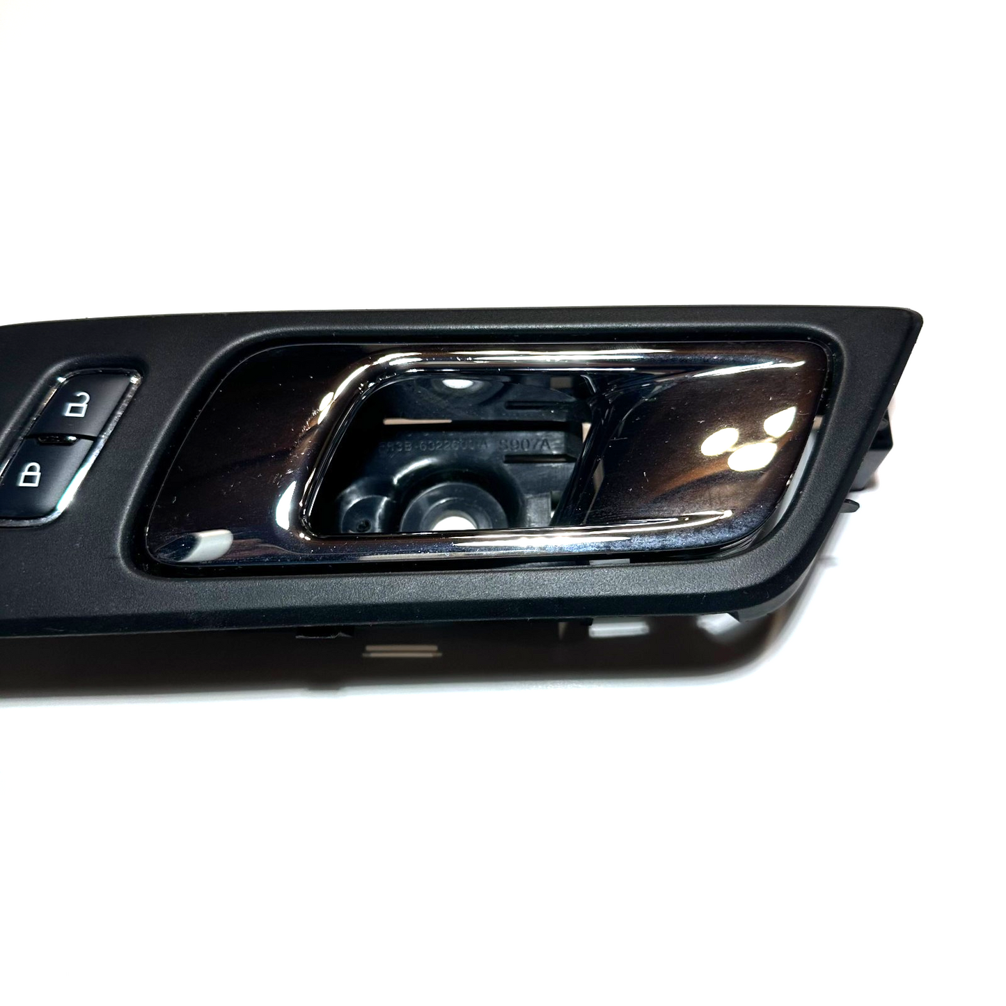 2015-2023 Ford Mustang Passenger RH Interior Inner Door Panel Handle W/ Switch