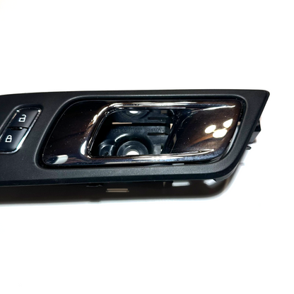 2015-2023 Ford Mustang Passenger RH Interior Inner Door Panel Handle W/ Switch