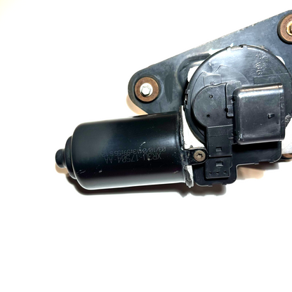 1994-1998 Ford Mustang Front Windshield Wiper Arms Motor