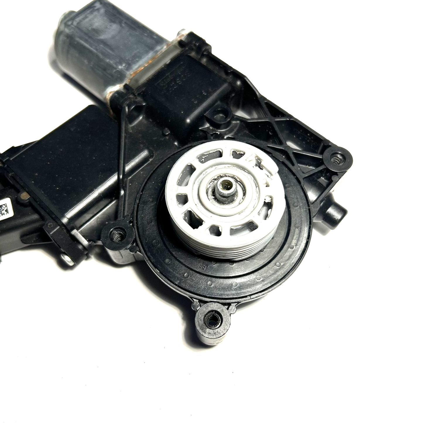 2016-2024 Chevrolet Camaro Driver LH Door Window Regulator Motor