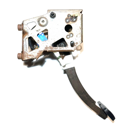 1996-1998 Ford Mustang GT V8 Brake Pedal Assembly