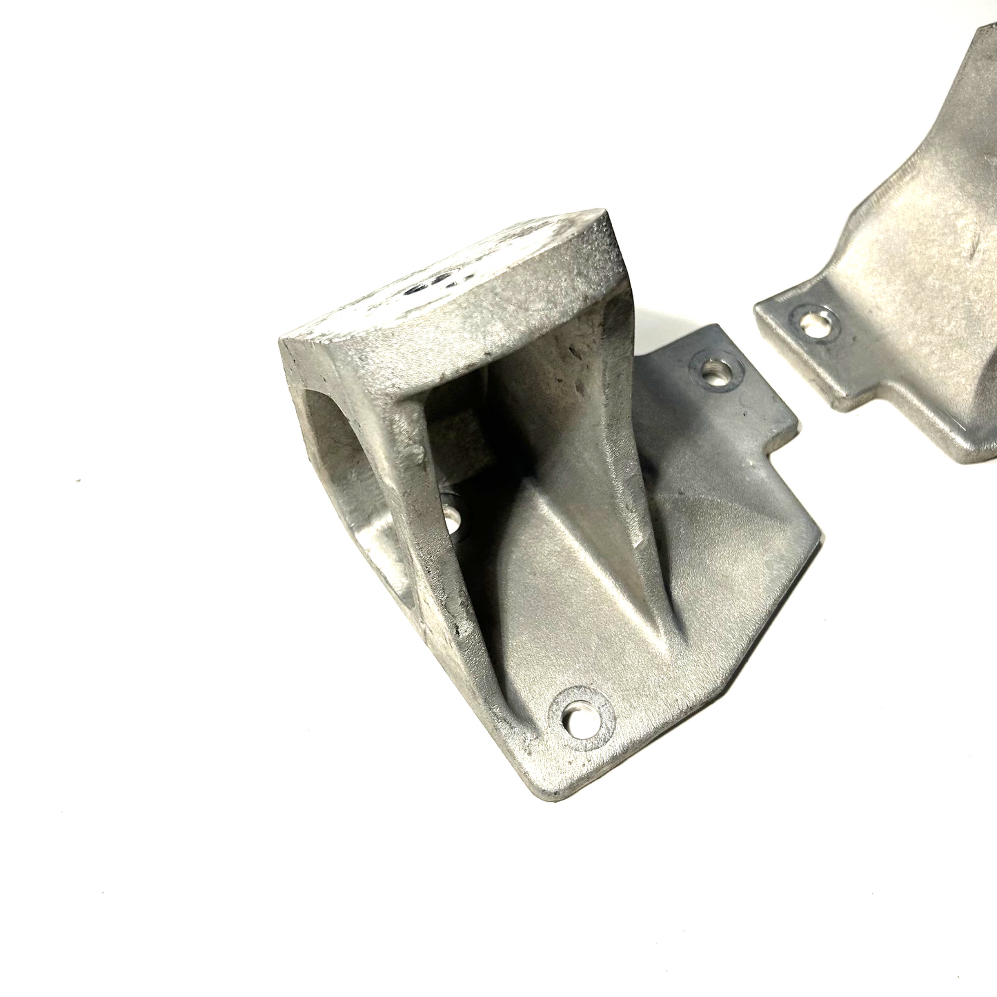 1997-2004 Chevrolet Corvette Engine Motor Mounts Brackets