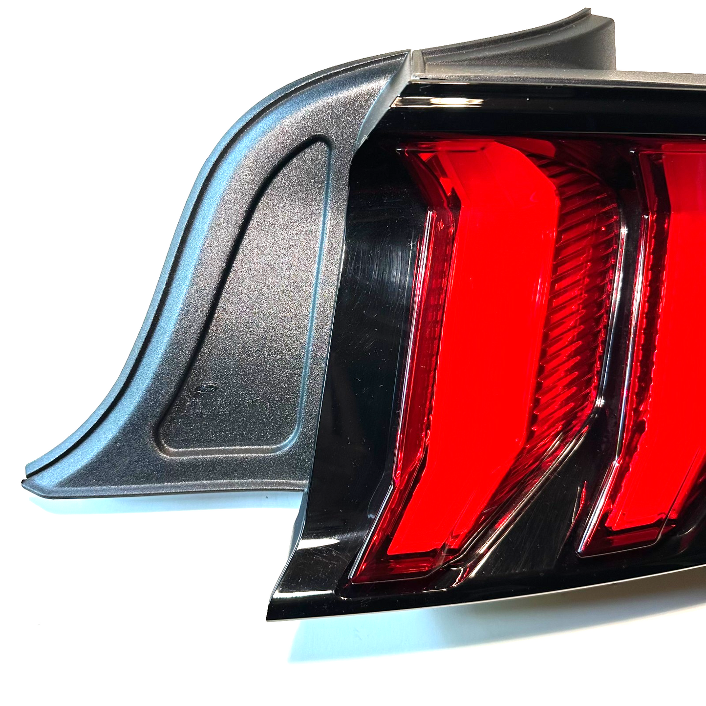 2018-2023 Ford Mustang Passenger RH Rear Tail Light Lamp