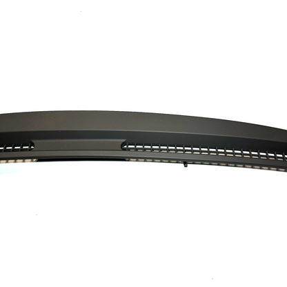 1999-2004 Ford Mustang Center Dashboard Windshield Defrost Air Vent Trim Panel