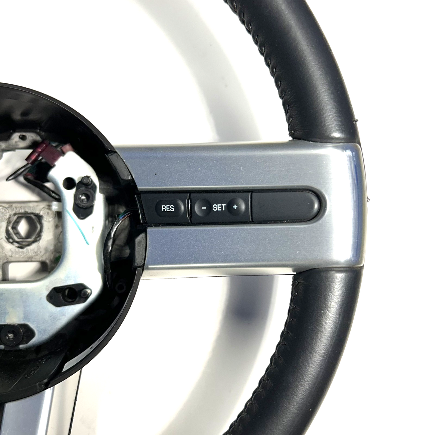 2005-2009 Ford Mustang Leather Steering Wheel W/ Silver Trim