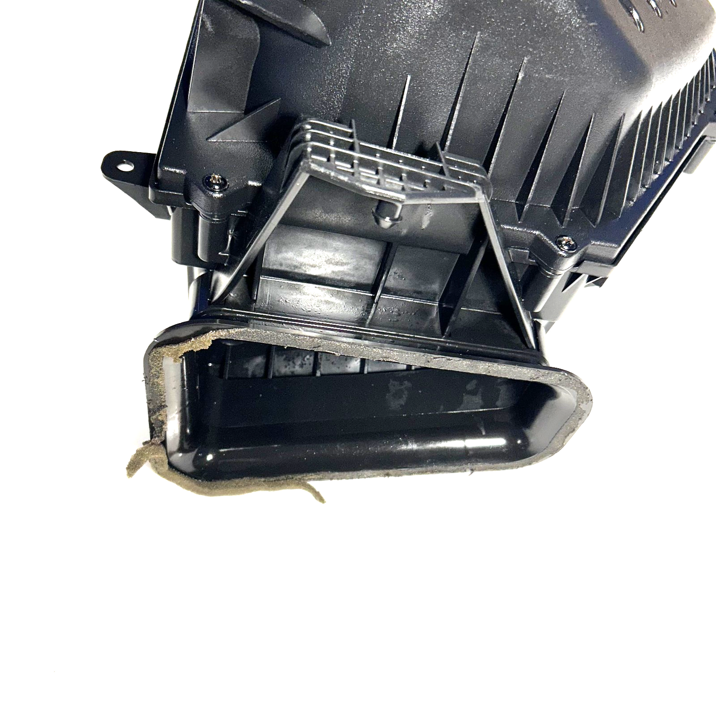 2016-2024 Chevrolet Camaro SS 6.2L Intake Filter Housing Cleaner Box