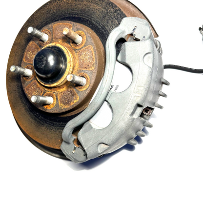 1999-2004 Ford Mustang Driver LH Front Complete Spindle Hub Assembly
