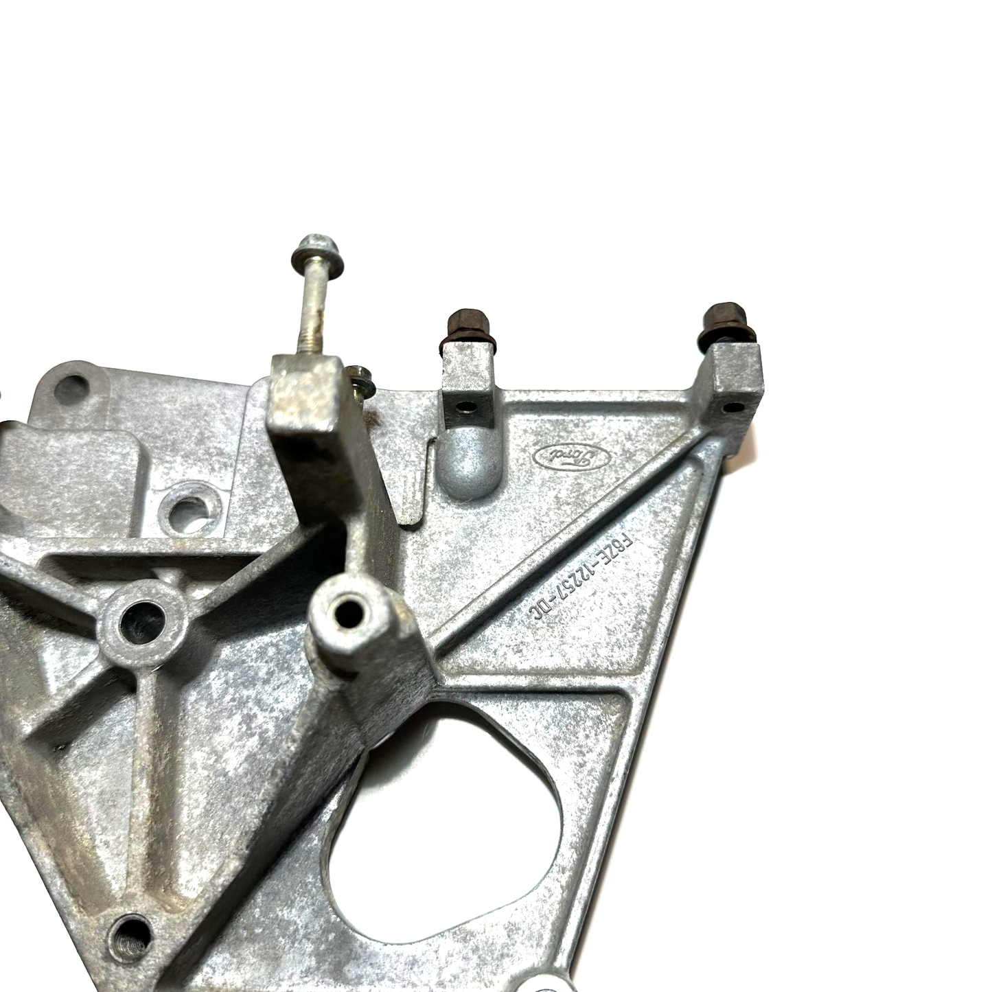1996-1998 Ford Mustang 4.6 GT Engine Coil Power Steering Mounting Bracket