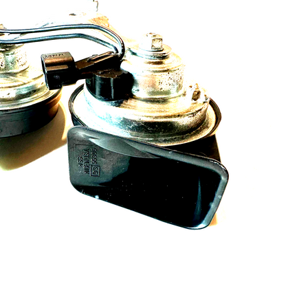 2005-2009 Ford Mustang High & Low Note Horn Assembly