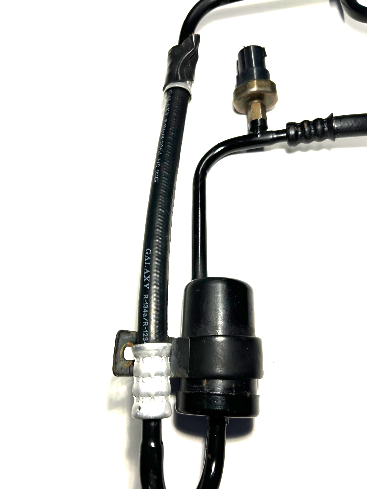 1996-1998 Ford Mustang 4.6L V8 AC Discharge Line Hose