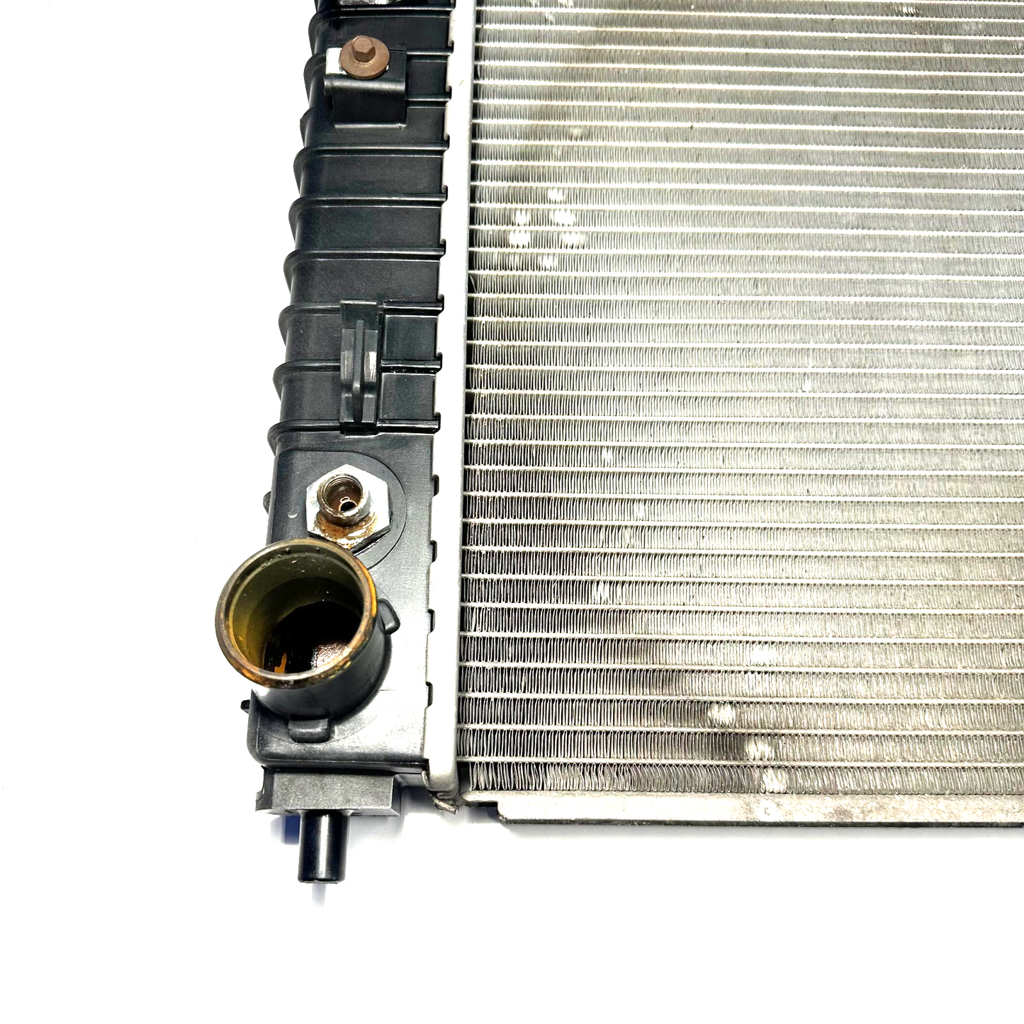 1999-2004 Ford Mustang 4.6L V8 Automatic Transmission Radiator