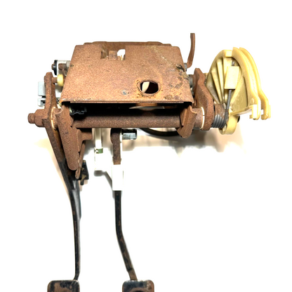 1996-1998 Ford Mustang Clutch Brake Pedal Assembly