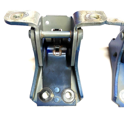 1999-2004 Ford Mustang Driver LH Door Hinges & Hardware Bolts