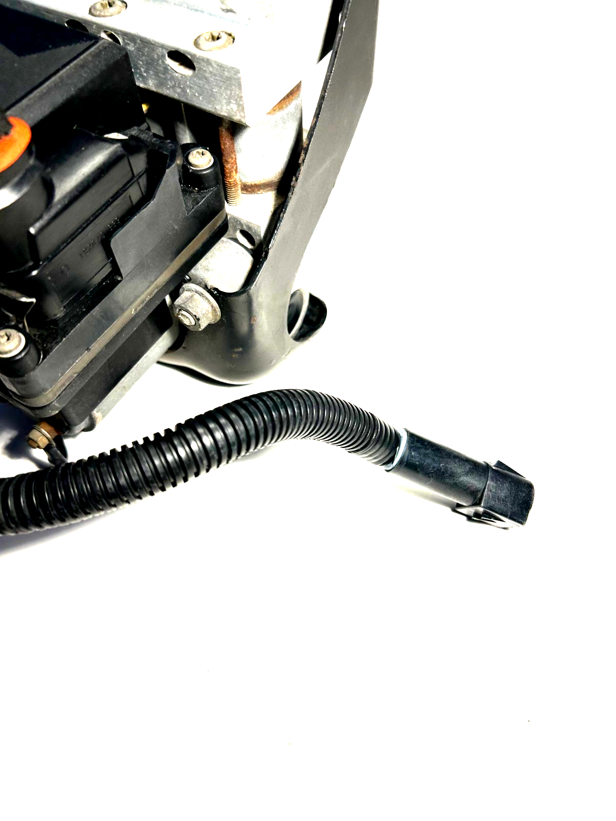 1996-1998 Ford Mustang GT 4.6L ABS Anti-Lock Brake Pump Module