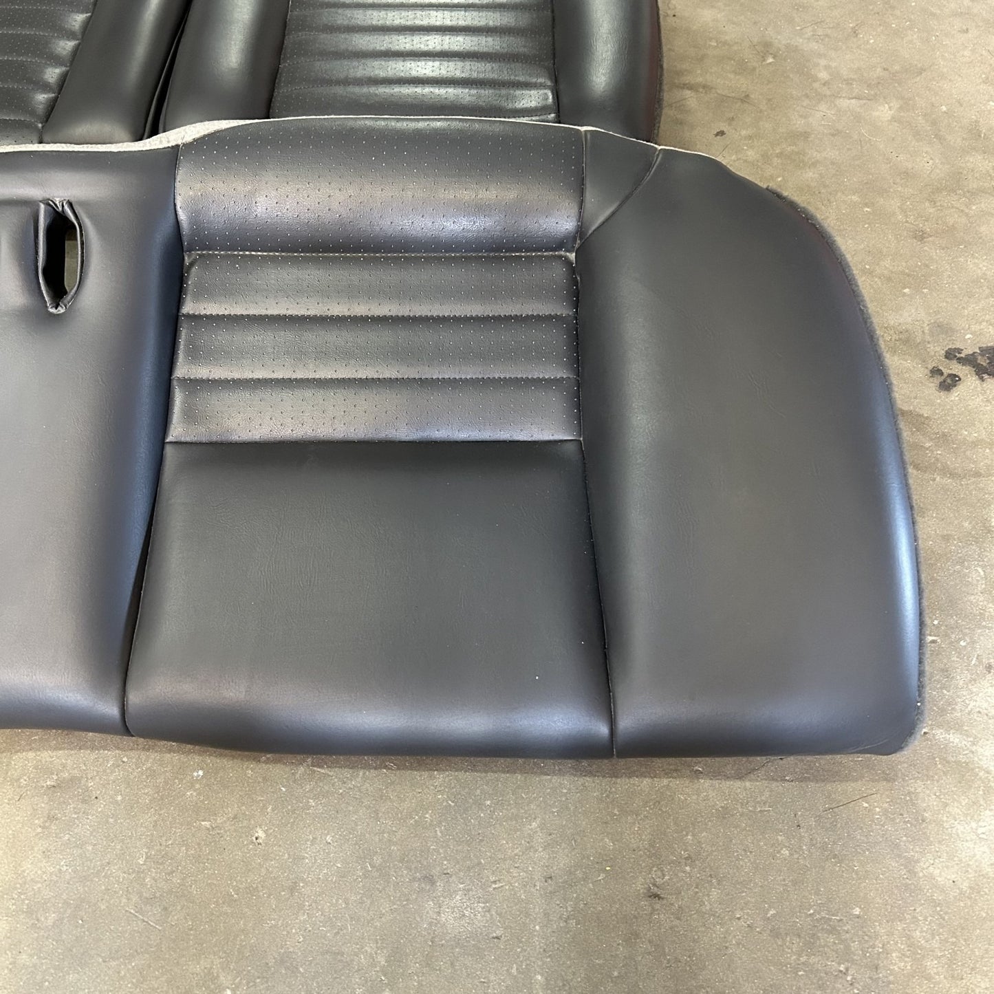 1999-2004 Ford Mustang Coupe Leather Rear Seats
