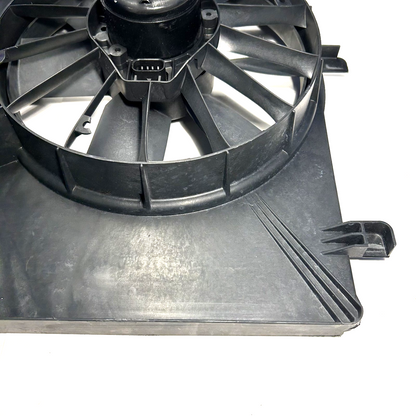 1997-2004 Chevrolet Corvette Engine Electric Cooling Fan Assembly
