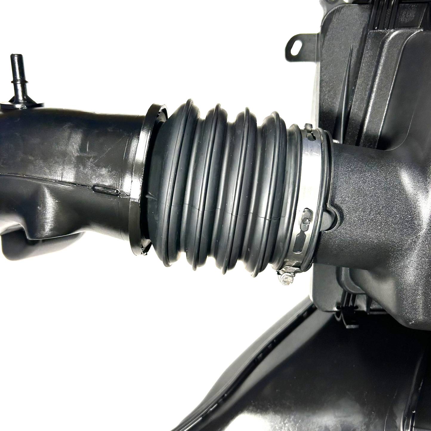 2021-2024 Ford F150 5.0L Air Intake Tube & Filter Housing Lid Complete Assembly