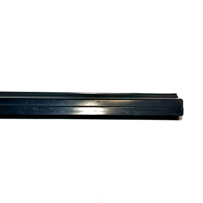 1994-1998 Ford Mustang Coupe Passenger RH Quarter Window Weatherstrip Belt Seal